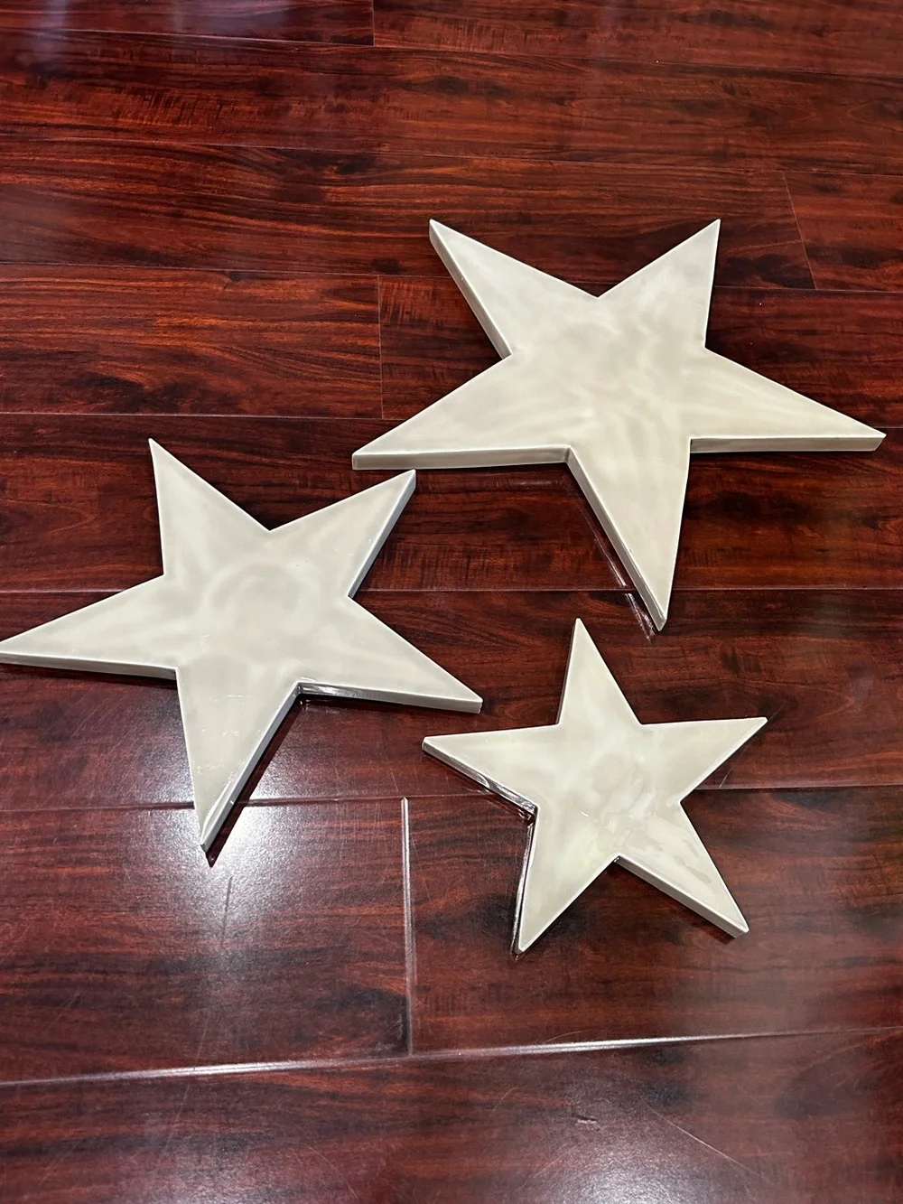 Pottery Barn set of 3 Metal stars